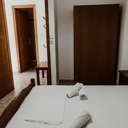 Filippos *