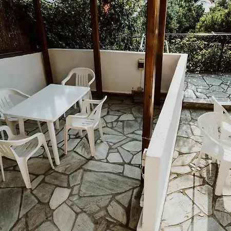 Filippos بيت ضيافة