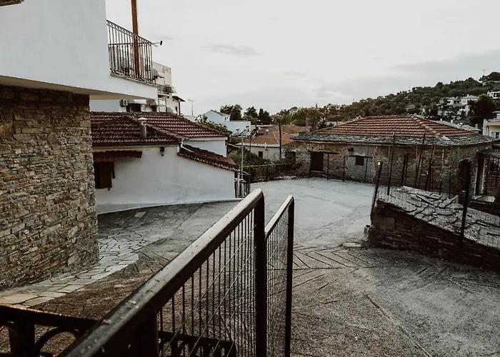 Guest house Filippos 3*